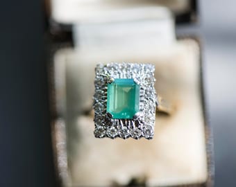 70s emerald diamond engagement ring, vintage green rectangular gemstone jewellery, statement dress cocktail jewelry, anniversary gift idea