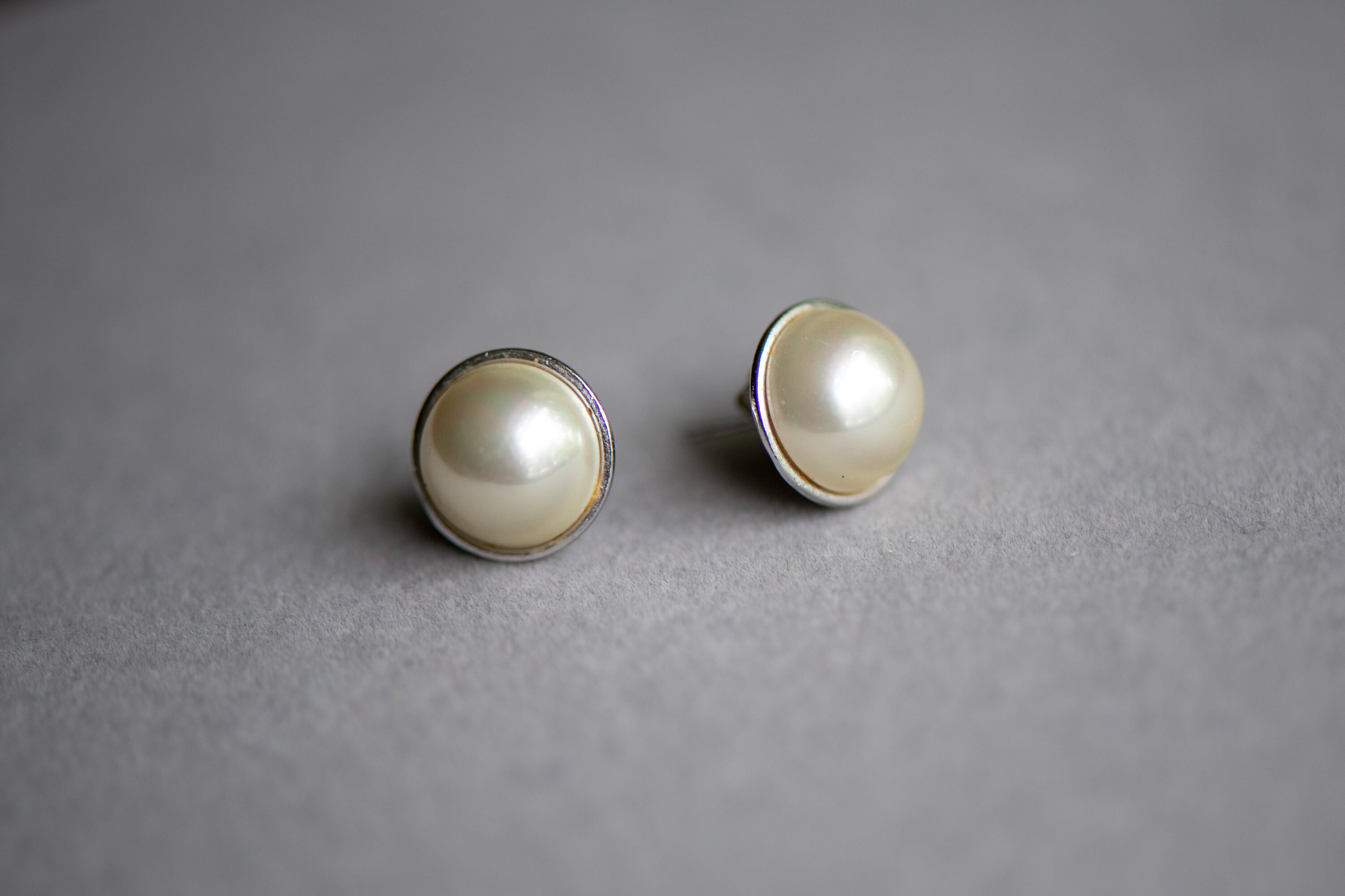 Vintage costume pearl silver colour earrings classic Etsy