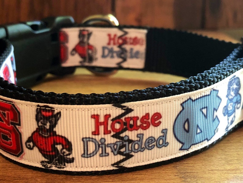 House Divided Dog collar/University of North Carolina/North Carolina State /adjustable Bild 1