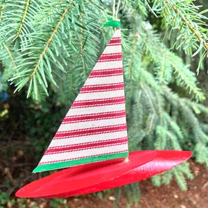 Holiday Ornaments  Driftwood Sailboat 3  to 5 inches Seaside Nautical Resort Decor Christmas Tree Decorations