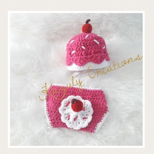 Crochet Cupcake Baby Outfit: Newborn Photo Prop, Girl Hat
