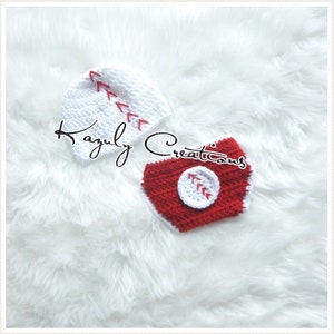 Crochet Baseball Baby Photo Prop: Newborn Hat & Diaper Cover