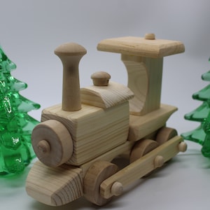 Kit de modelo de coche Tren de madera 2. DIY Este es un juego de 2 cajas. El tren utiliza las cajas de madera en las que viene.