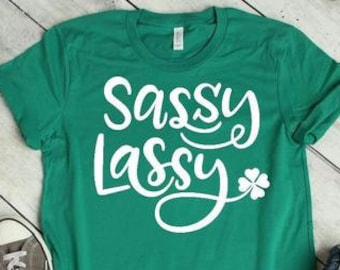 Freches Lassy St Patrick's Day T-Shirt, Kleeblatt-T-Shirt