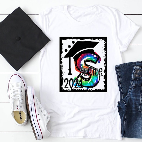 Seniors 2019 Friends Themed Graduating Tshirt - Gift Seniors 2019 Friends Themed Graduating Tshirt - Gift