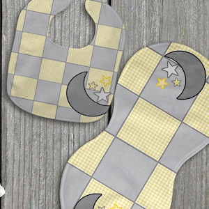 Stars bib and burp cloth set,baby shower gift,unisex baby gift,neutral baby gift,burp cloth,baby set,newborn gift,baby boy gift,moon