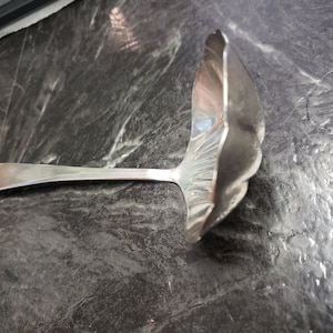 HUTTON Wm Rogers Mfg Co original Rogers Silverplate GRAVY LADLE 6 5/8&quot;