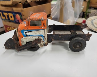 Wyandotte Tin Truck