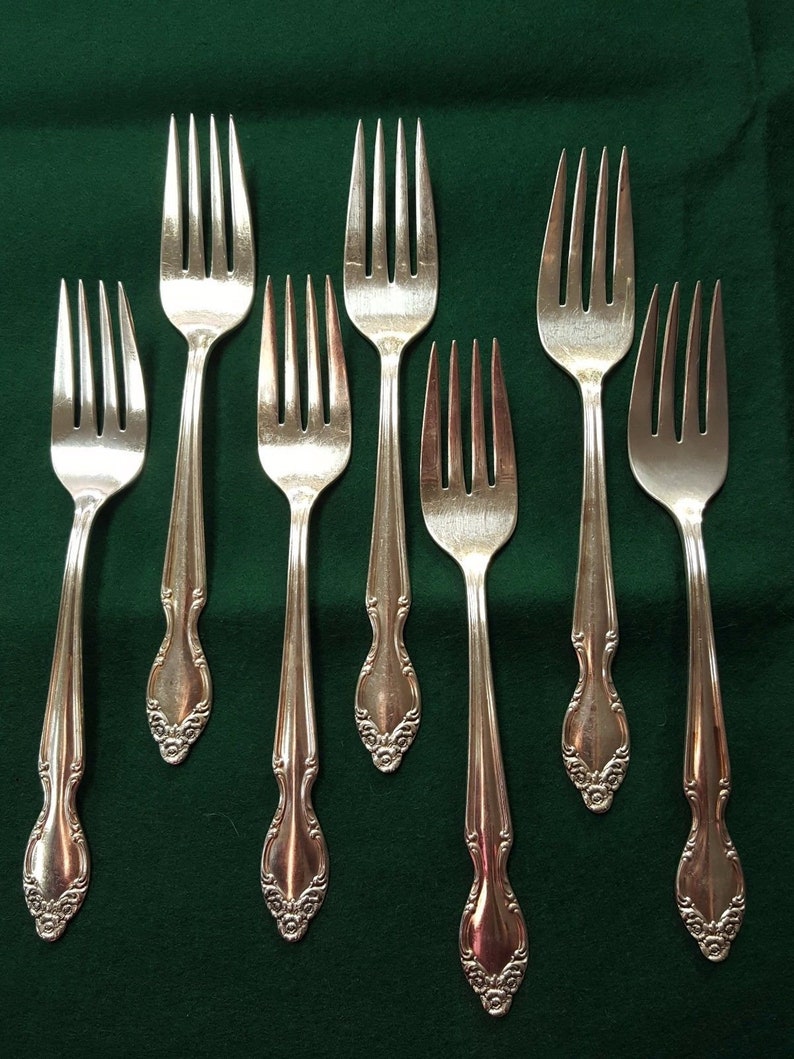 Wm Rogers Reinforced Silver Plate AA Rose Pattern Lady Desmore 7