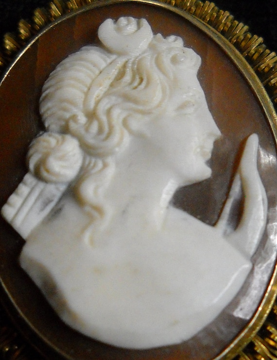Vintage cameo pendant from 1800 gold-plated with … - image 7