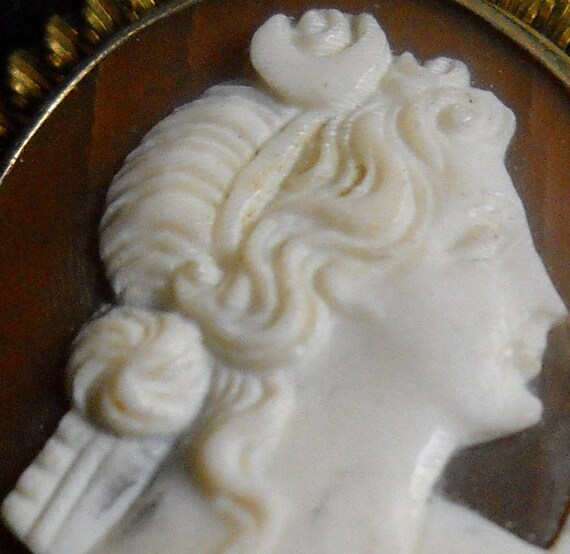 Vintage cameo pendant from 1800 gold-plated with … - image 8