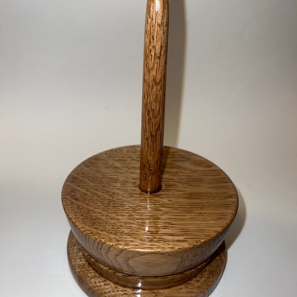 Yarn Butler (Figured Oak/English Chestnut Stain- 747)