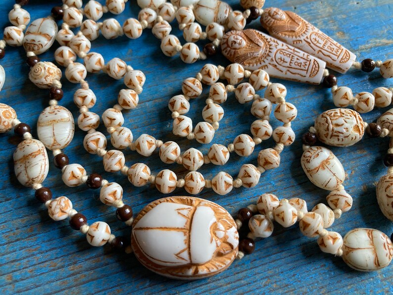 Neiger Egyptian Revival Sautoir necklace from the 1920s