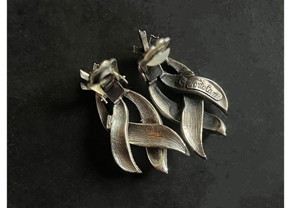 Pair of vintage, silver tone Tortolani clip on ea… - image 3