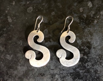 S shaped dangling sterling earrings from Mexico