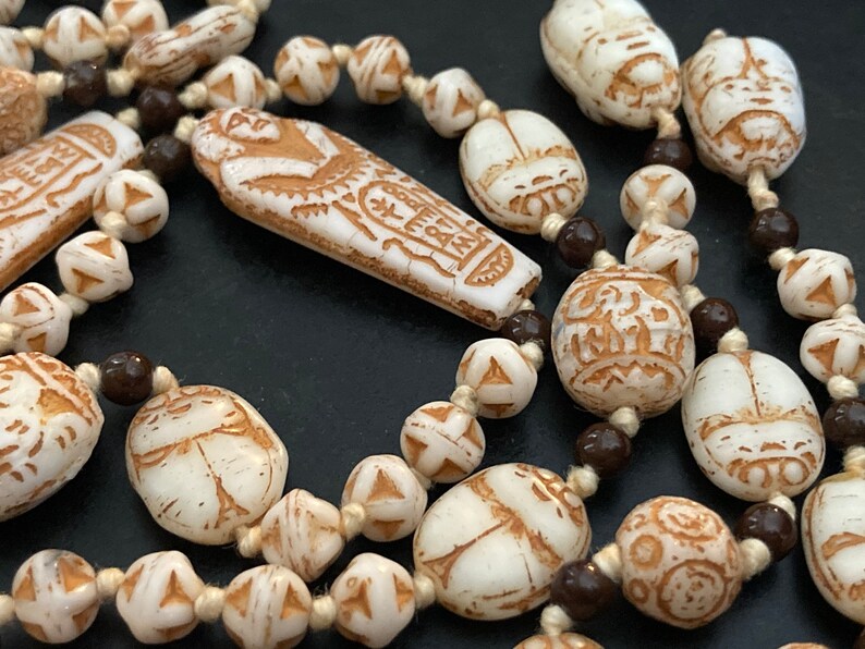 Neiger Egyptian Revival Sautoir necklace from the 1920s
