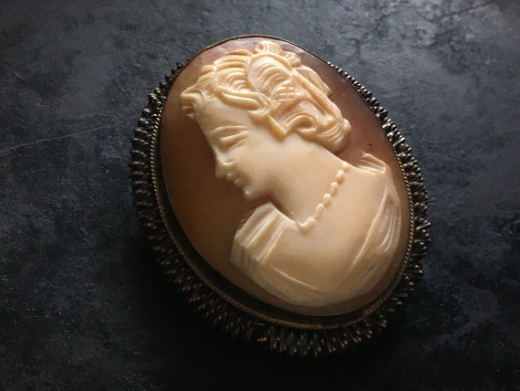 Mid century hand carved genuine shell cameo brooc… - image 6
