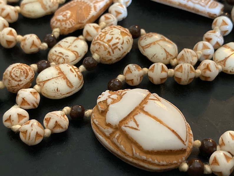 Neiger Egyptian Revival Sautoir necklace from the 1920s