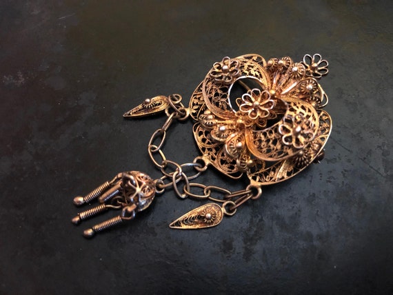 Gilt sterling filigree cannetille dangling brooch… - image 2