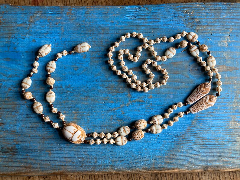 Neiger Egyptian Revival Sautoir necklace from the 1920s