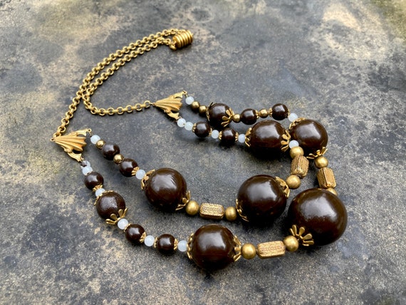 1940s necklace with painted wooden beads glass an… - image 7