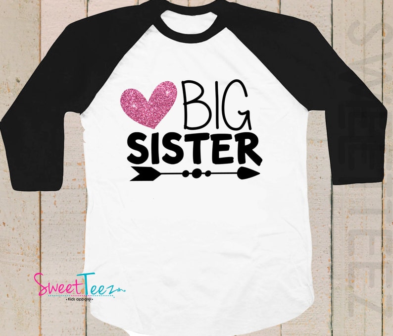 Big Sister Shirt , with gold glitter heart, pregnancy announcement shirt, baby shower gift image 3