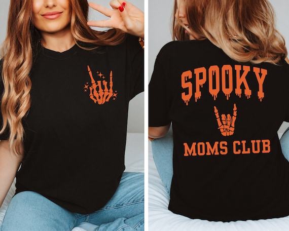 Trendy 'Spooky Moms Club' shirt - Comfort Colors Women's T-Shirt - Halloween Shirts - Retro Inspired Tee - Fall Shirts