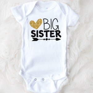 Big Sister Shirt , with gold glitter heart, pregnancy announcement shirt, baby shower gift image 4