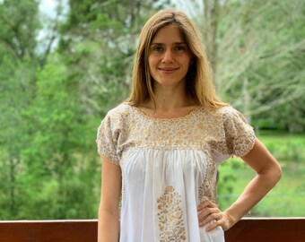 White Hand Embroidered Mexican Blouse With Silk Thread San Antonio Floral Embroidery From Oaxaca