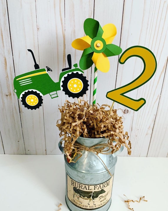 green tractor birthday decorations, green tractor table decor, tractor birthday decorations, tractor barnyard birthday, eieio birthday Il_570xn