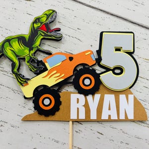 El Toro Loco T-Rex Monster Truck cake topper
