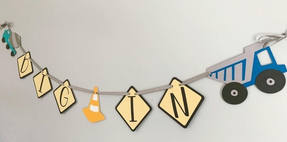construction birthday decorations, construction baby shower decorations, construction dig in banner, dump truck and excavator decorations Il_570xn