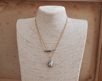 Natural labradorite bar necklace