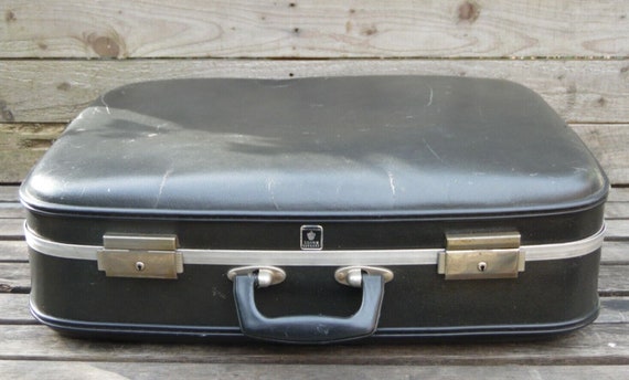 Crown luggage hotsell