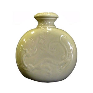 Chinese Bottle Shape Celadon Green Porcelain Dragon Round Vase cs694-6S Chinese Bottle Shape Celadon Green Porcelain Dragon Round Vase cs694-6S