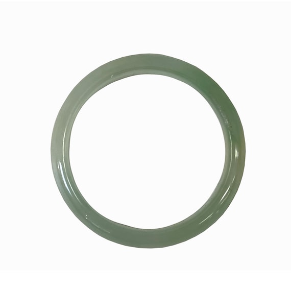 Chinese Jade Stone Dia 2.15 Chinese Jade Stone Dia 2.15
