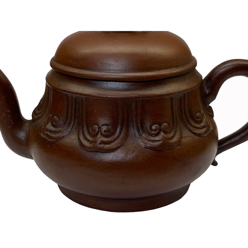 Chinese Handmade Yixing Zisha Clay Teapot With Artistic Accent ws2055E image 5