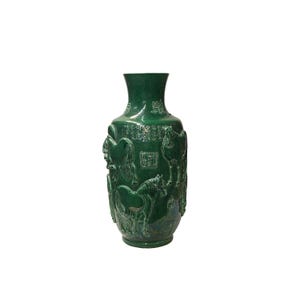Vintage Chinese Emerald Green Relief Horses Motif Ceramic Art Vase JK193E