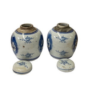 Pair Blue White Small Oriental Graphic Porcelain Ginger Jars ws951E image 3