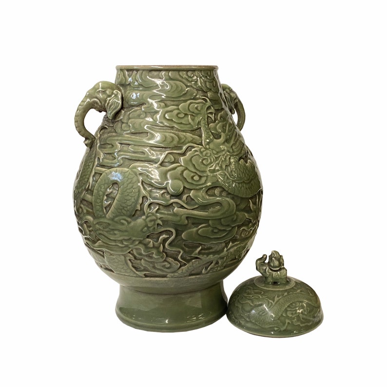 Chinese Ancient style Celadon Ceremonial Jar with Dragon Motif ws1595E image 5