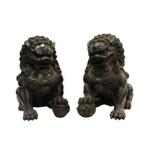 Pair Chinese Distressed Brown Black Marble Like Fengshui Foo Dogs ws287E image 6