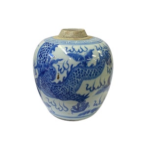 Oriental Handpaint Dragon Small Blue White Porcelain Ginger Jar ws2331E image 3