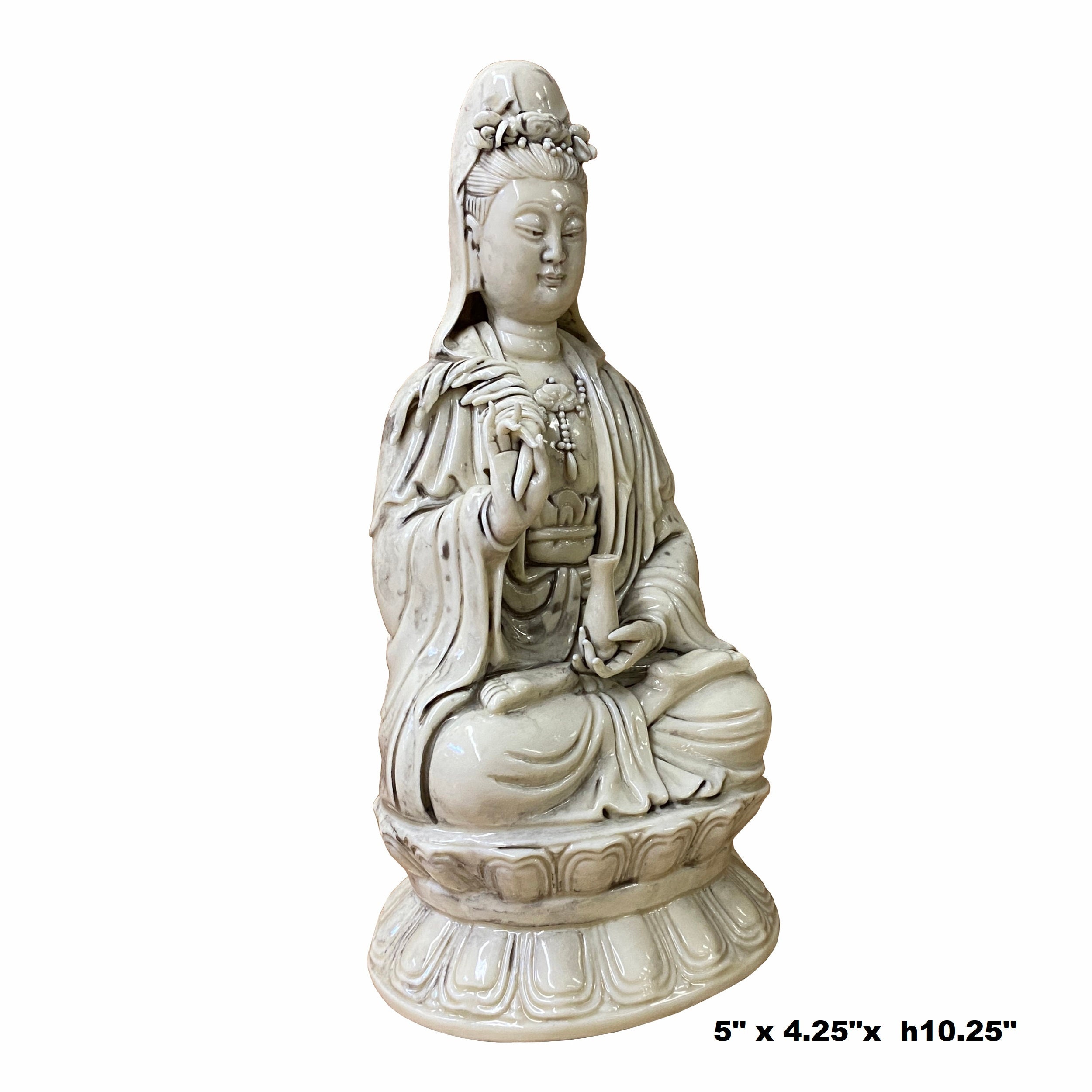●KWANSI Small Vintage Finish off White Ivory Color Porcelain Kwan