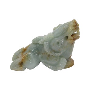 Hand Carved Natural Green & Yellow Jade Feng Shui Lucky Pixiu Figure Pendant k198NE