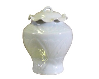 Handmade Oriental Off White Thin Porcelain Small Jar Container ws504E