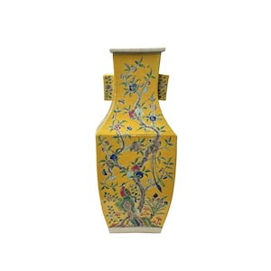 Hand Crafted Vintage Chinese Bright Yellow Flower Birds Porcelain Vase JK196E