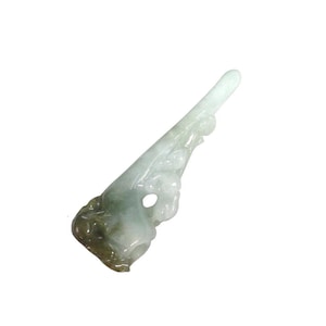 Traditional Chinese Carved Natural Green Jade Pipe With Dragon And Pixie Figure k193E
