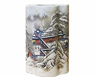 Chinese Off White Porcelain Snow Scenery Flower Shape Vase ws2356E