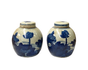 Pair Blue White Mini Oriental Graphic Porcelain Ginger Jars ws949E