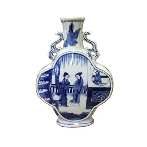 Chinese Blue White Porcelain People Theme Flower Shape Vase ws708E